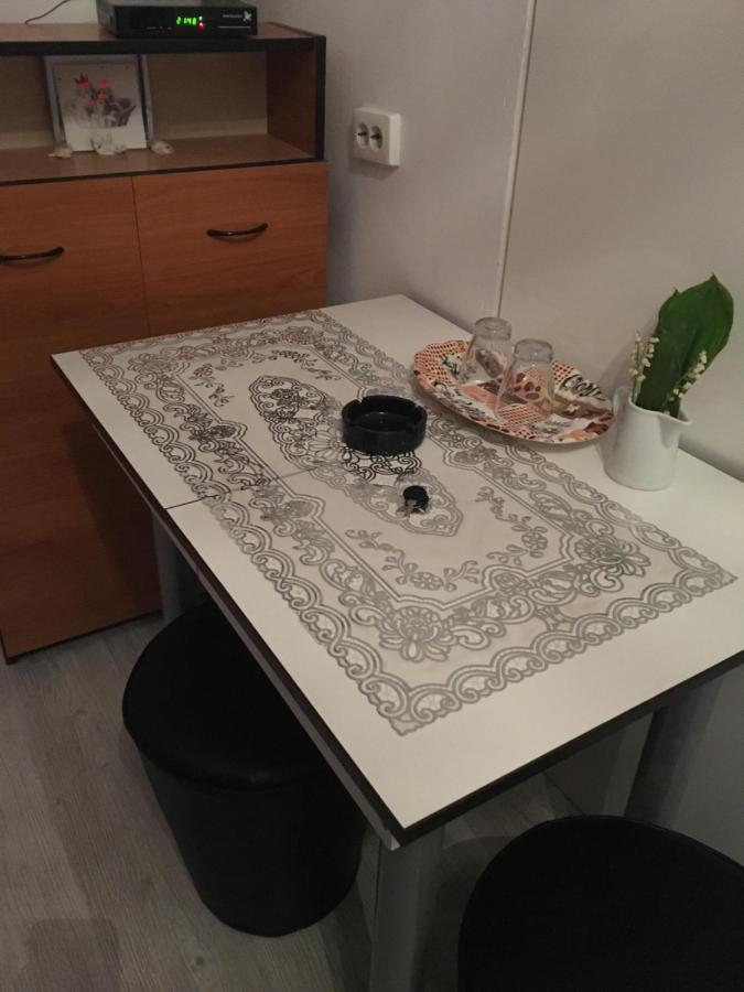Small Studio2 锡比乌 外观 照片